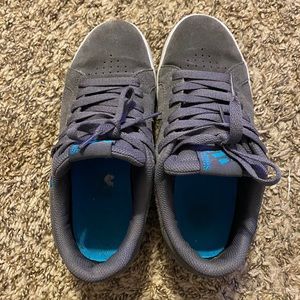 Etnies women’s size 7